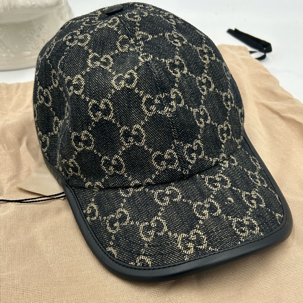 Gucci Black & Beige GG Monogram Baseball Cap